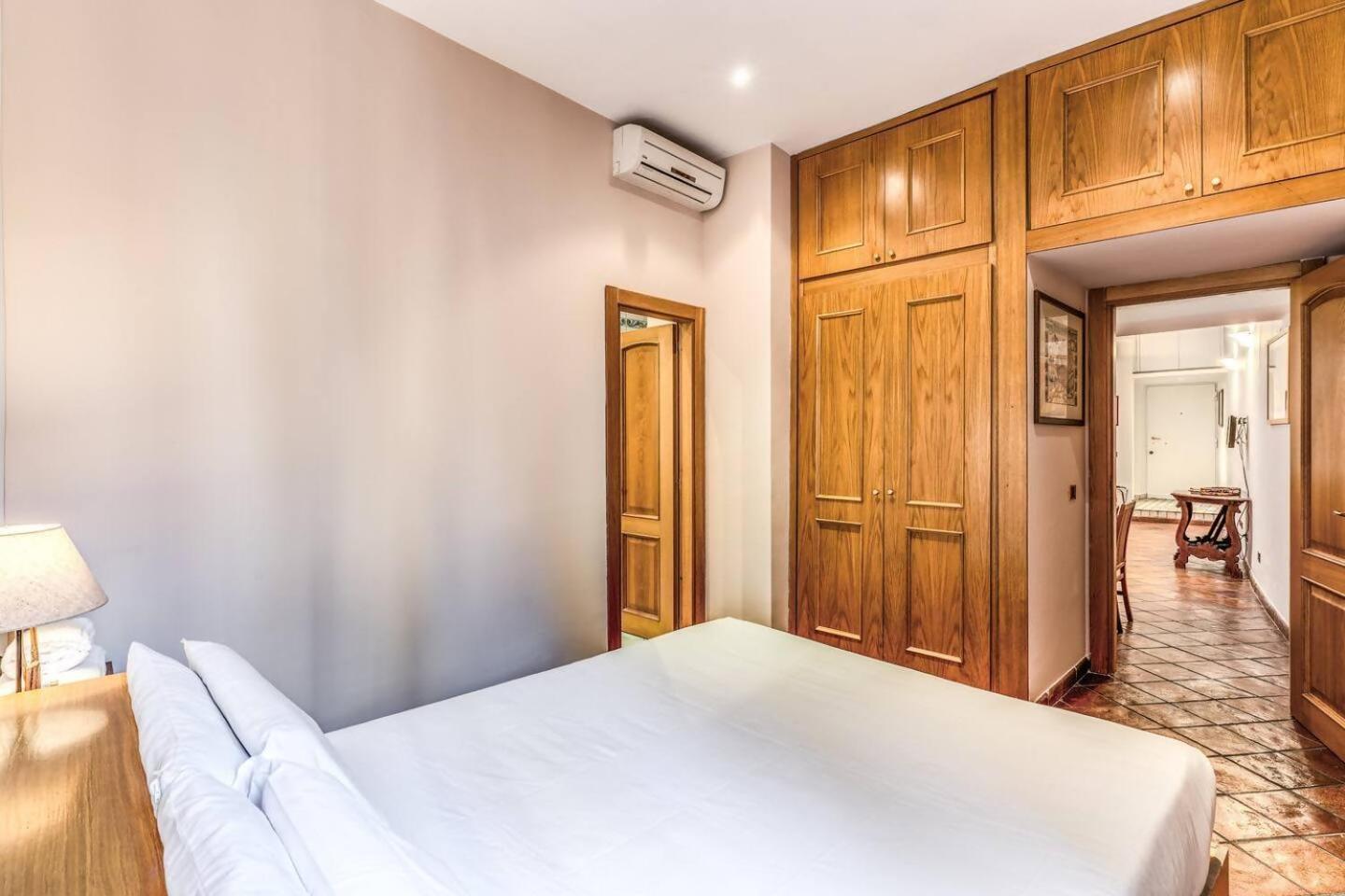 Cozy Flat In Trevi Fountain Apartment Roma Ngoại thất bức ảnh